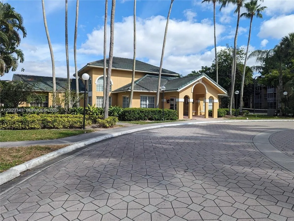 4055 W Mcnab Rd # H112, Pompano Beach FL 33069
