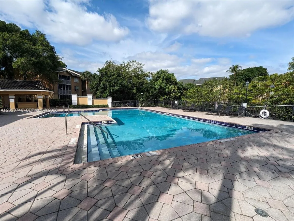 4055 W Mcnab Rd # H112, Pompano Beach FL 33069