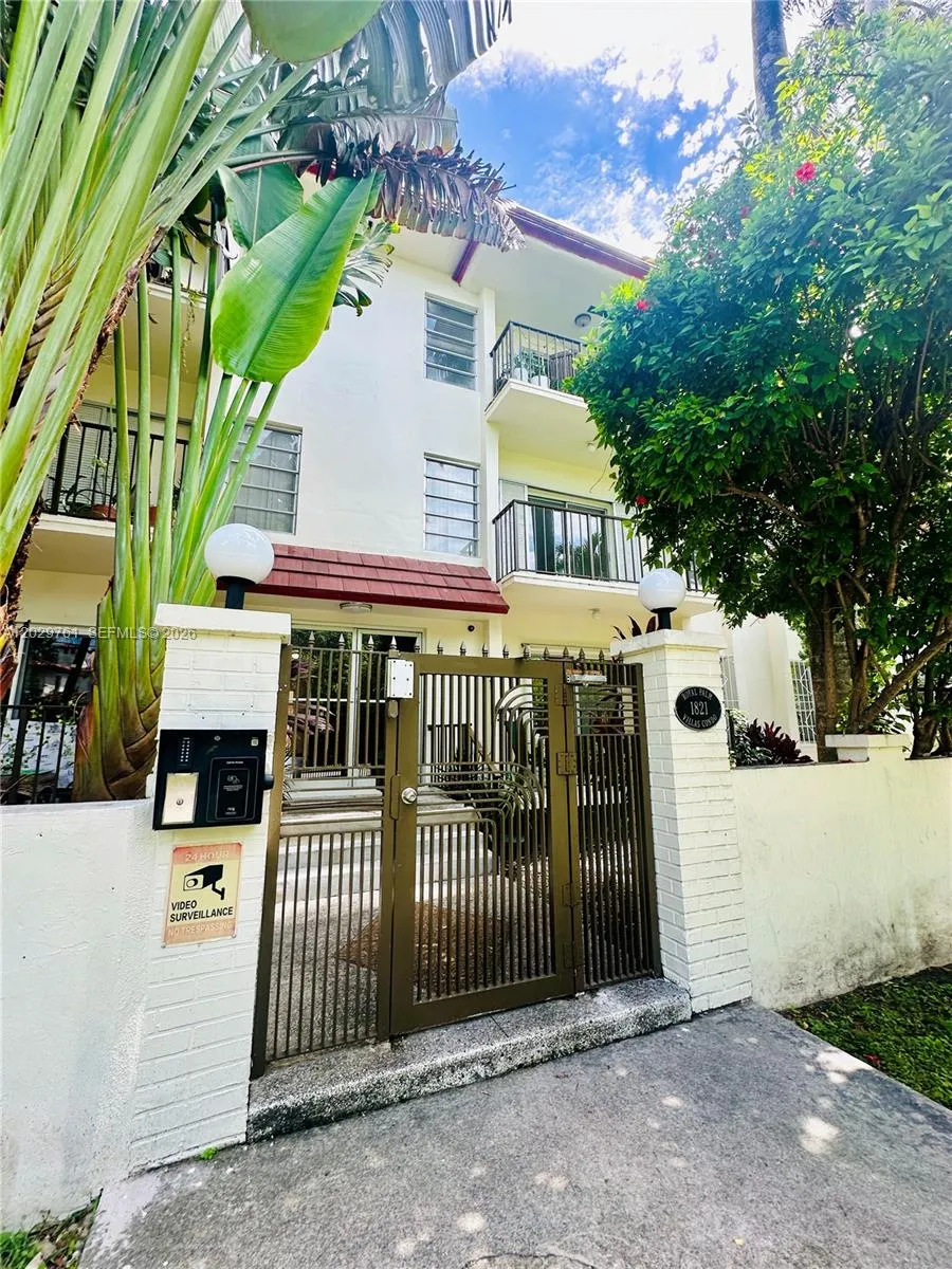 1821 Jefferson Ave # 205, Miami Beach FL 33139