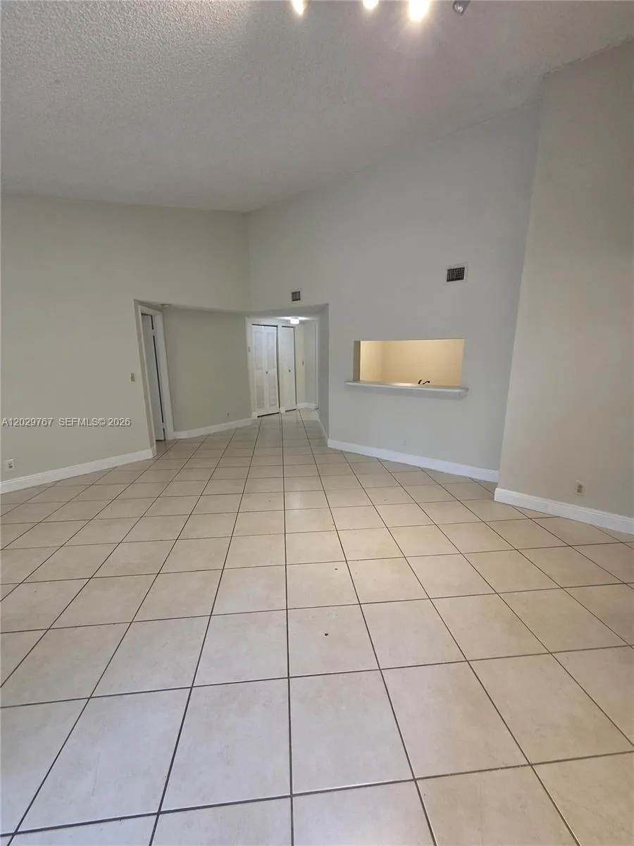 9901 Westview Dr # 337, Coral Springs FL 33076