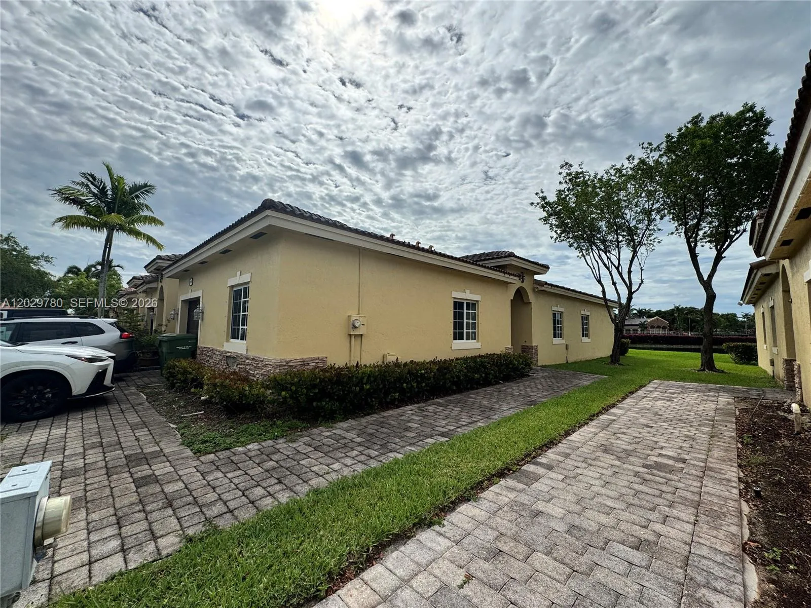 3384 NE 11th Dr, Homestead FL 33033