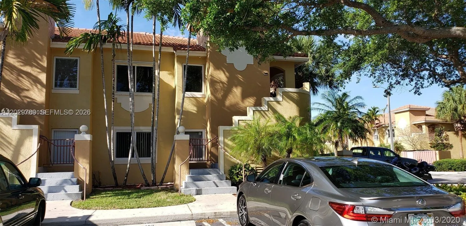 7901 NW 6th St # 204, Pembroke Pines FL 33024