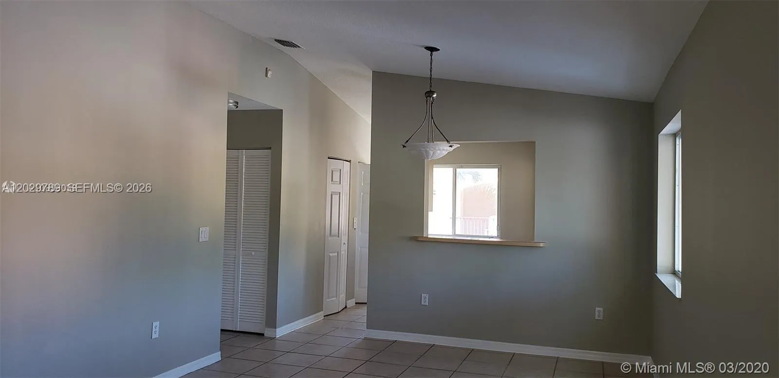 7901 NW 6th St # 204, Pembroke Pines FL 33024