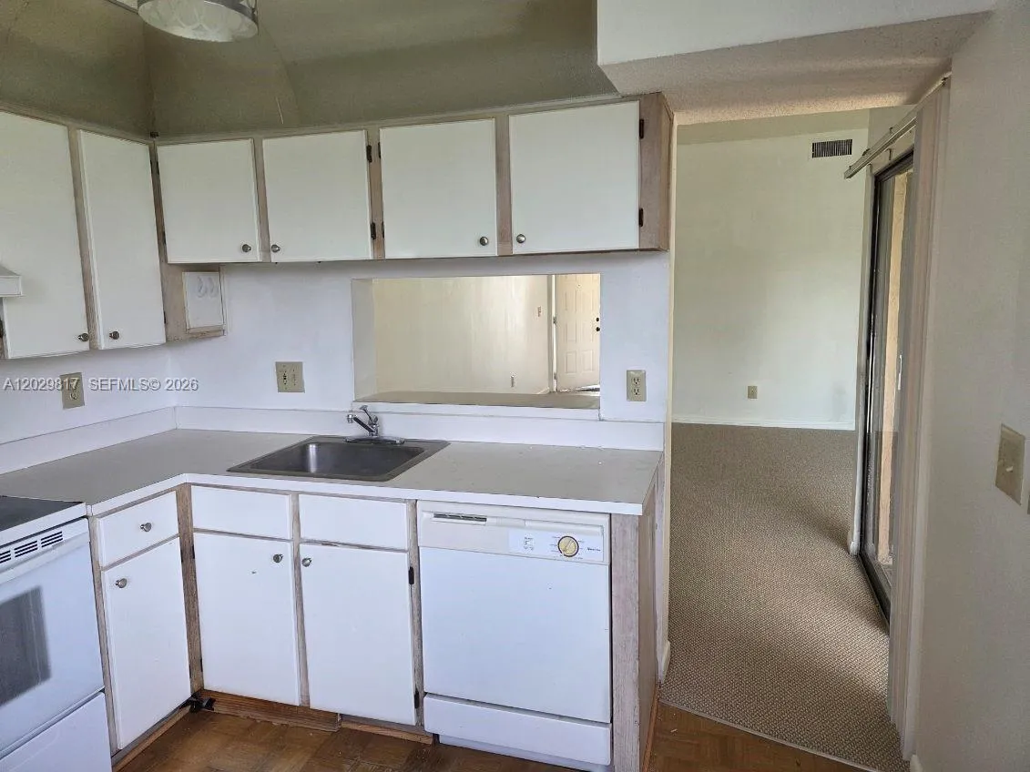 1017 Washington Cir # 1017D, Homestead FL 33034