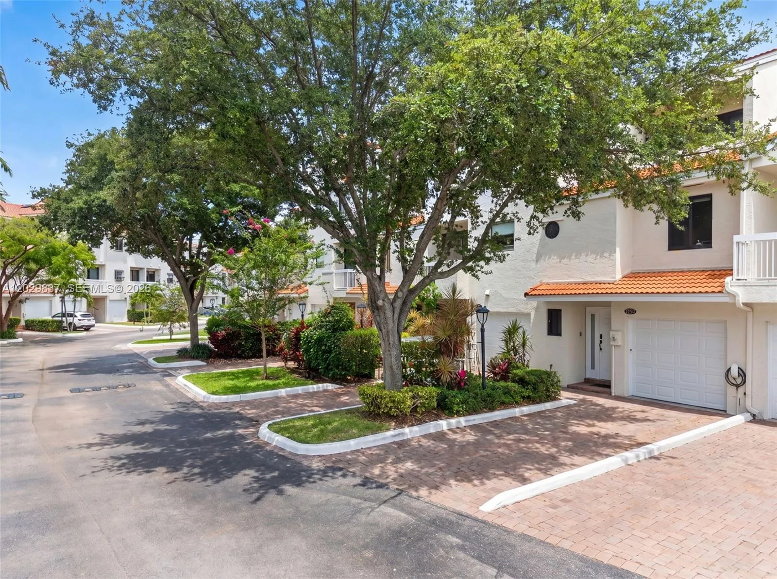 21388 Marina Cove Cir # G, Aventura FL 33180