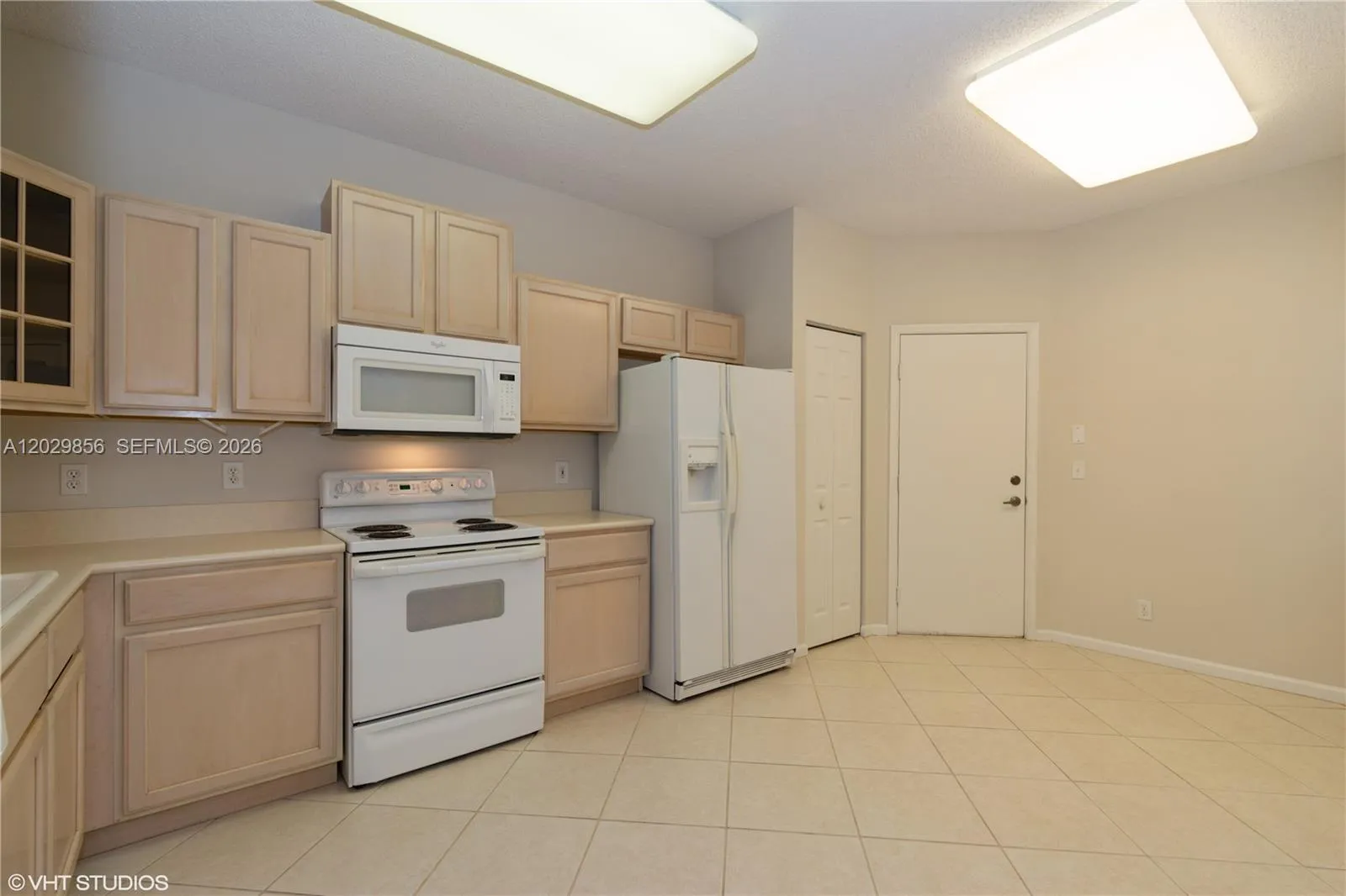 8272 Via Serena, Boca Raton FL 33433