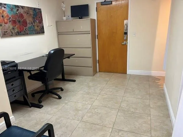 8260 W Flagler St, Miami FL 33144