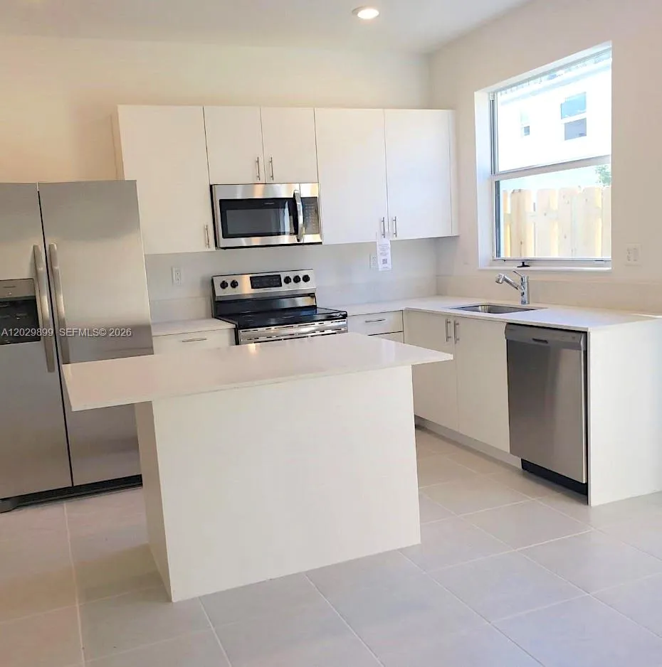 16302 SW 291st St # 16302, Homestead FL 33033