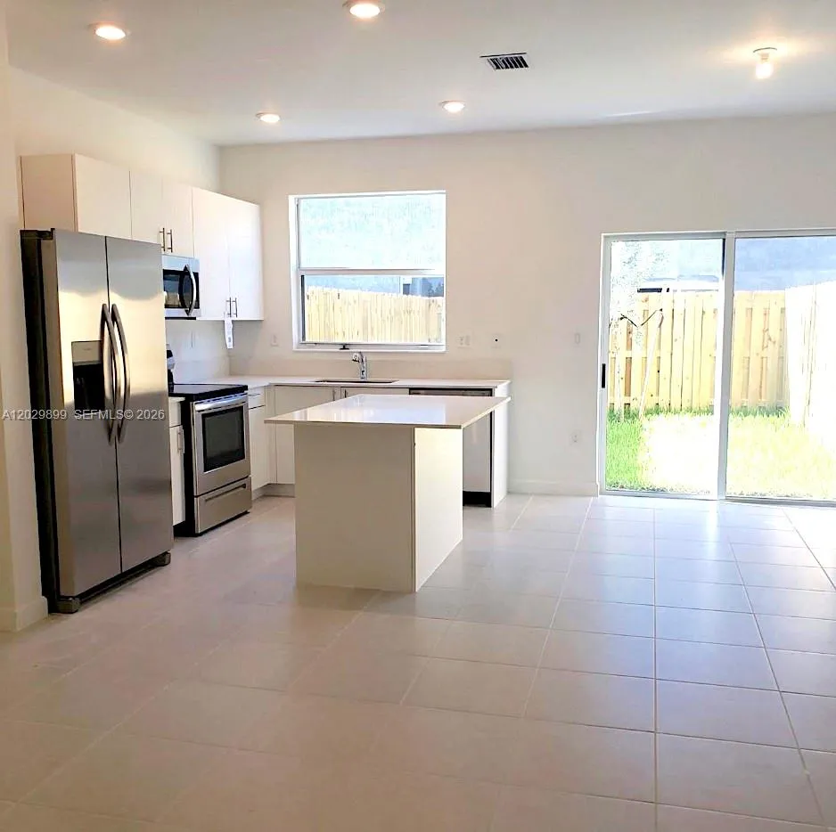 16302 SW 291st St # 16302, Homestead FL 33033
