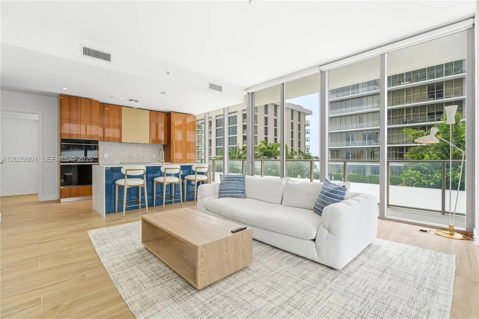 2678 Tigertail Ave # 911, Miami FL 33133