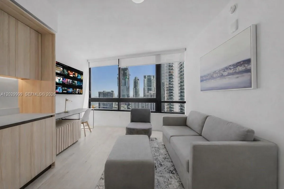 225 N Miami # 3109, Miami FL 33128