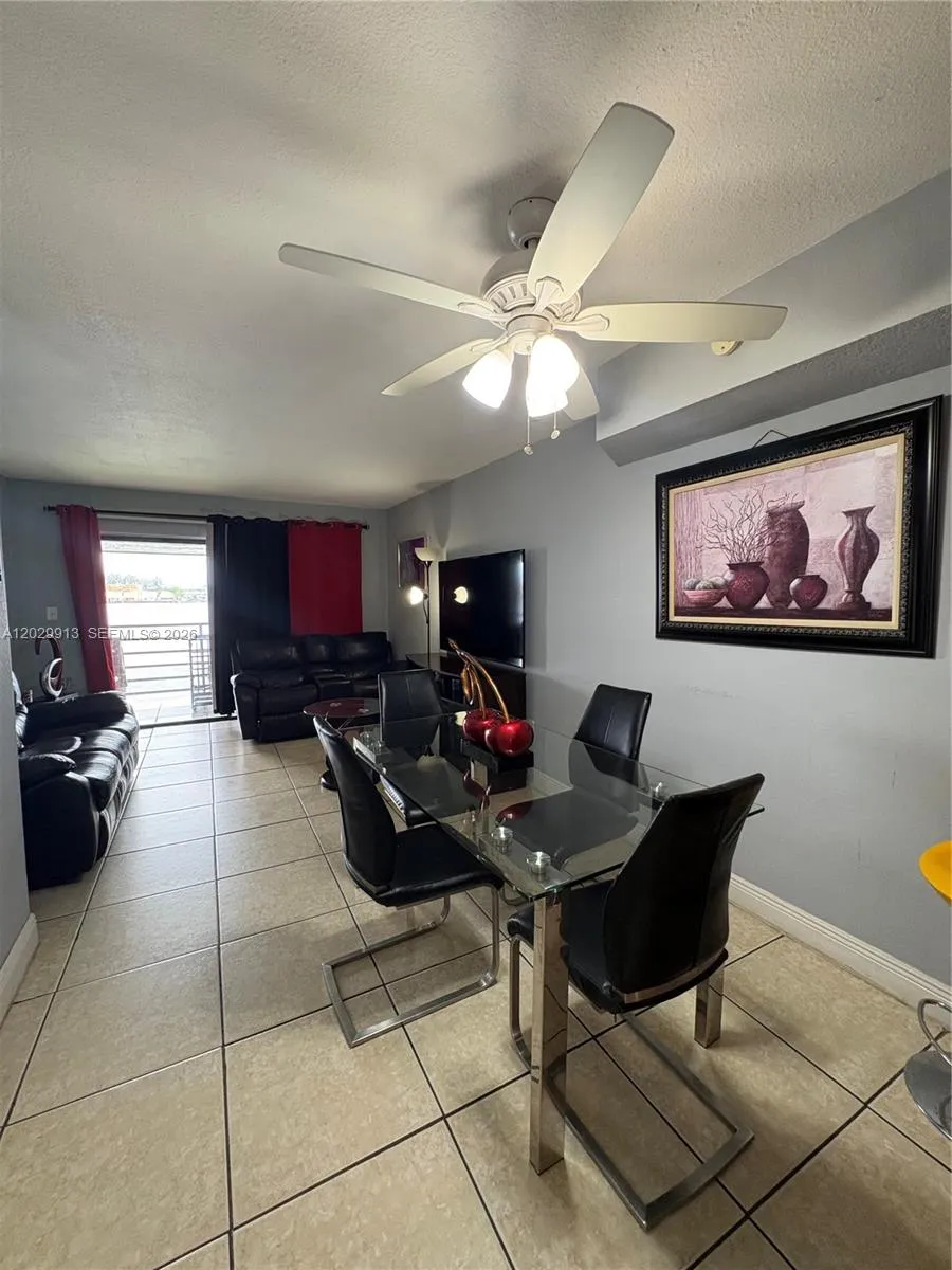 2778 W 60th St # 45, Hialeah FL 33016