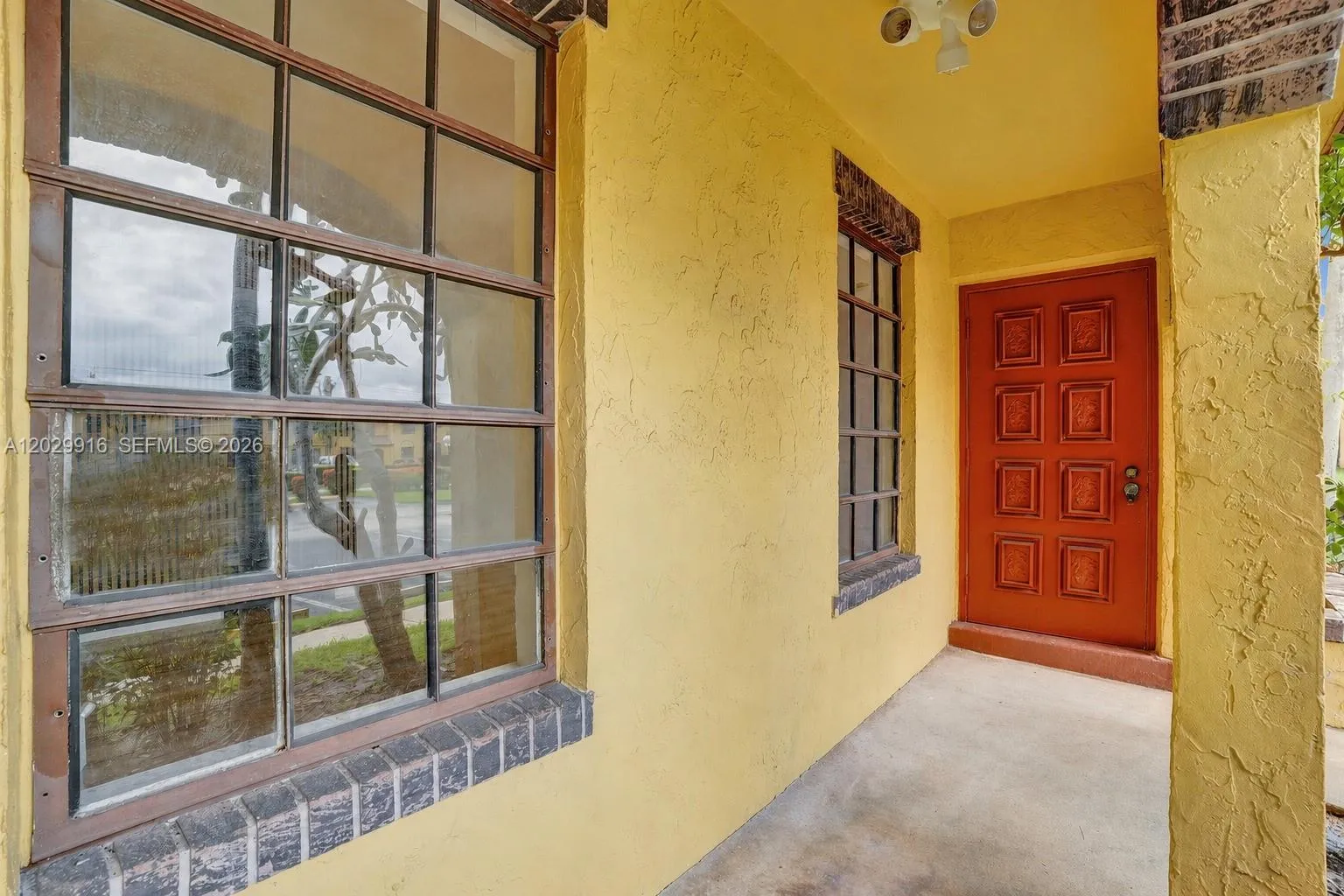 2613 NW 47th Ter # 202, Lauderdale Lakes FL 33313
