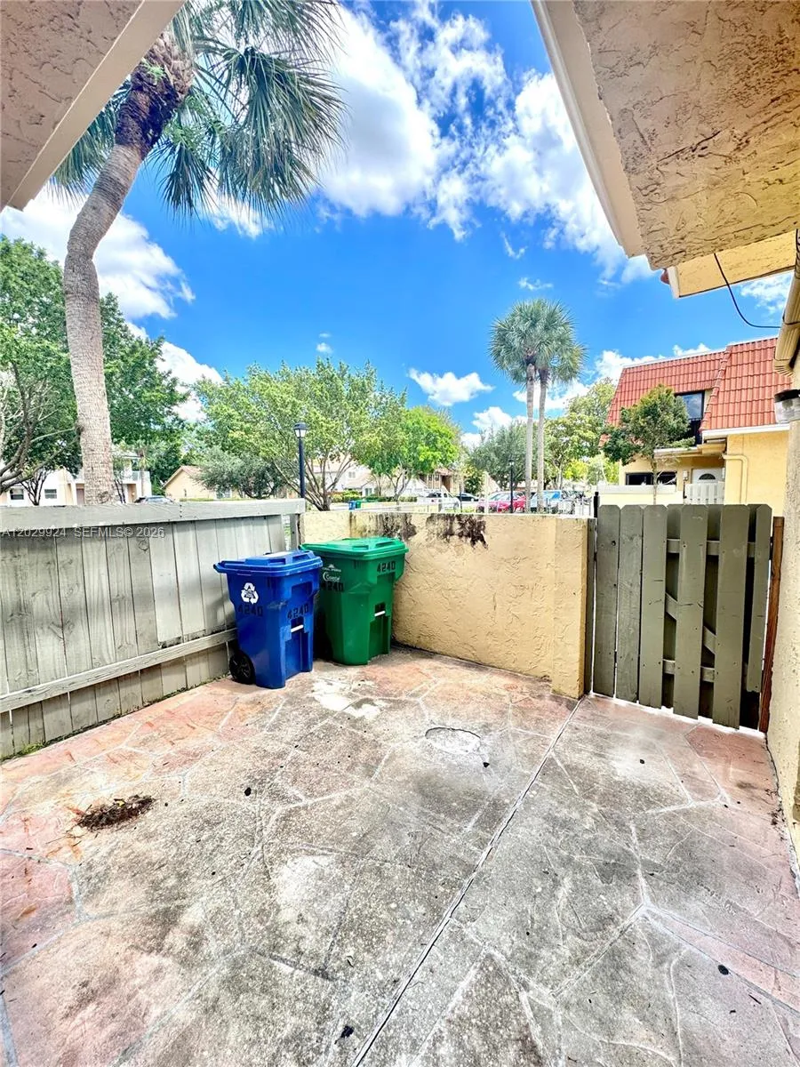 4240 NW 114th Ter # 40, Coral Springs FL 33065