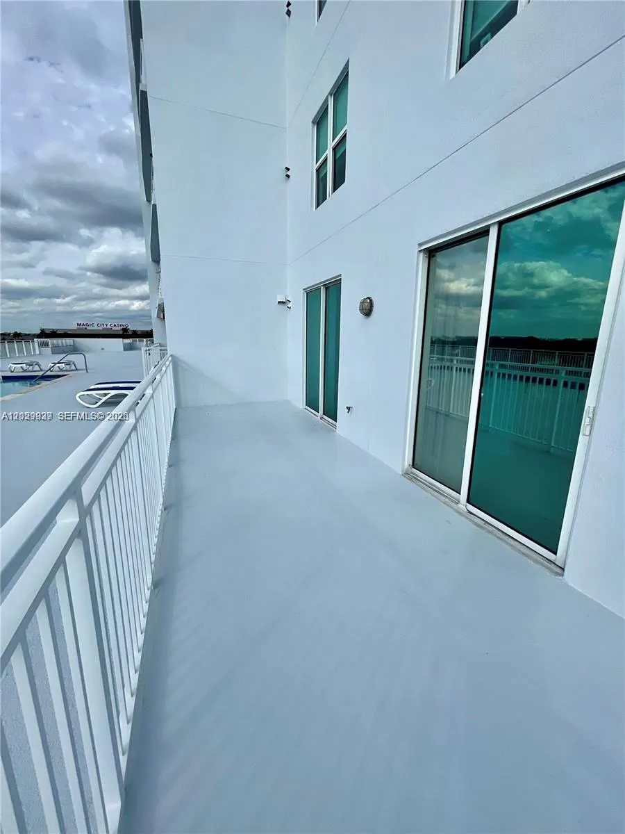 60 NW 37th Ave # 400, Miami FL 33125