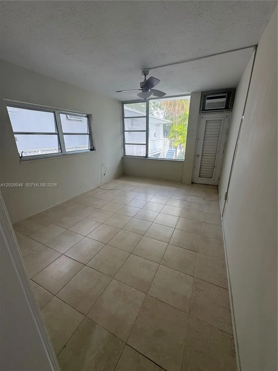 10281 E Bay Harbor Dr # D3, Bay Harbor Islands FL 33154