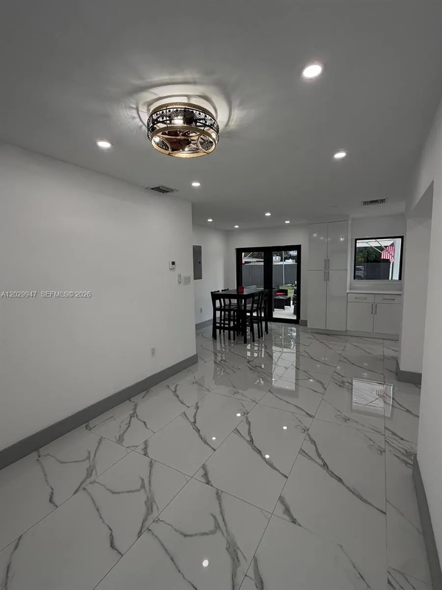 5350 NW 174th Dr, Miami Gardens FL 33055