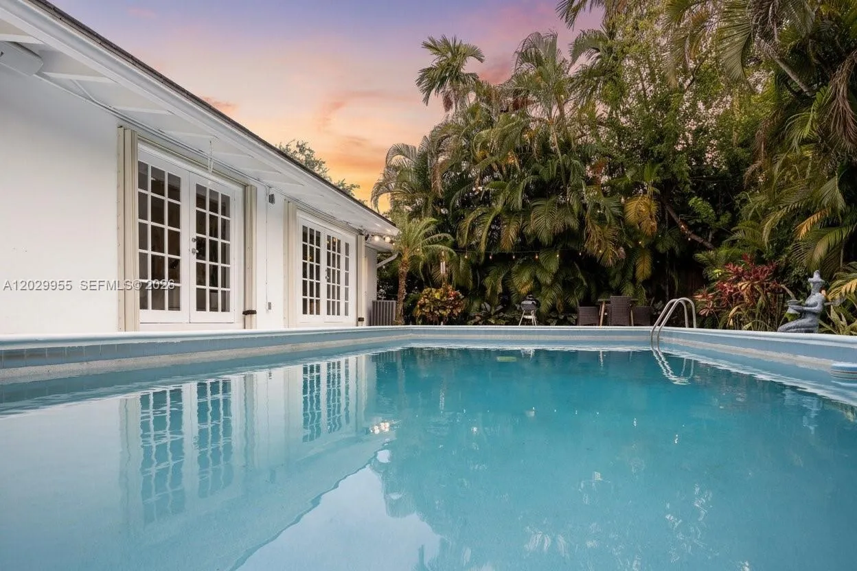 1418 Cordova St, Coral Gables FL 33134