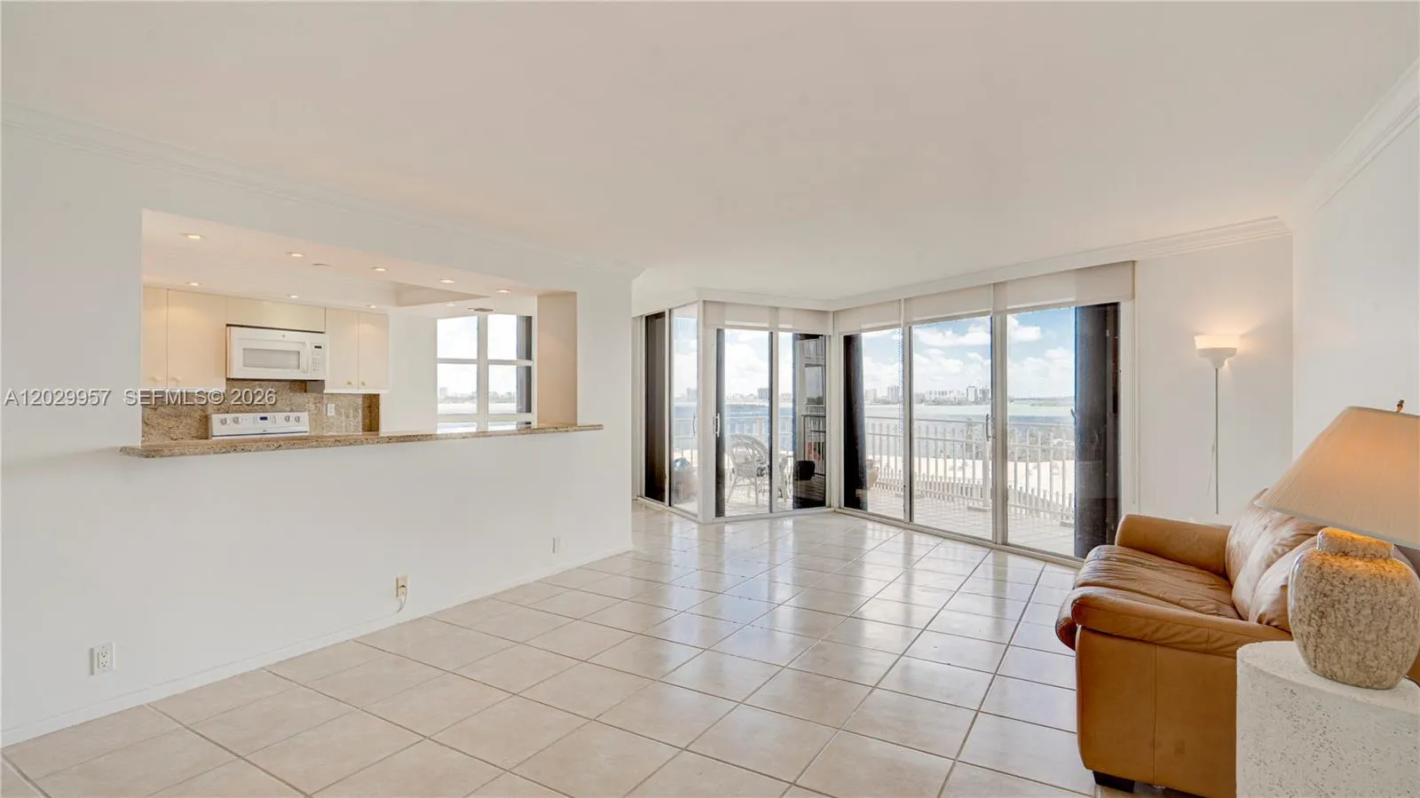 4000 Towerside Ter # 908, Miami FL 33138