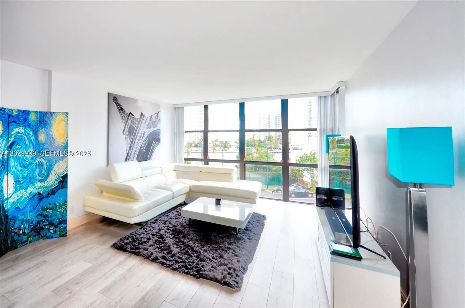 1000 Parkview Dr # 426, Hallandale Beach FL 33009