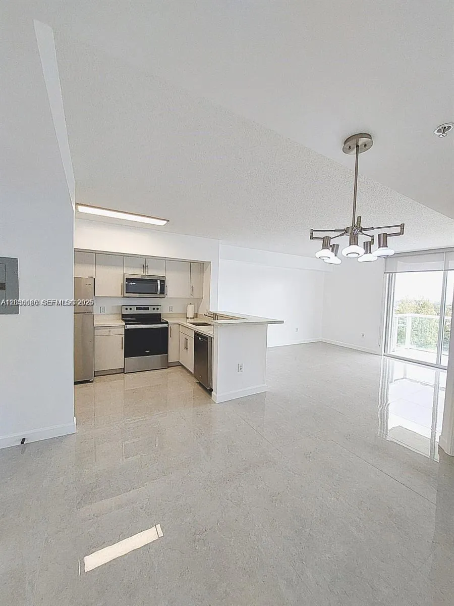 5077 NW 7th St # 1111, Miami FL 33126
