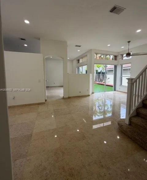 1125 Satinleaf St, Hollywood FL 33019