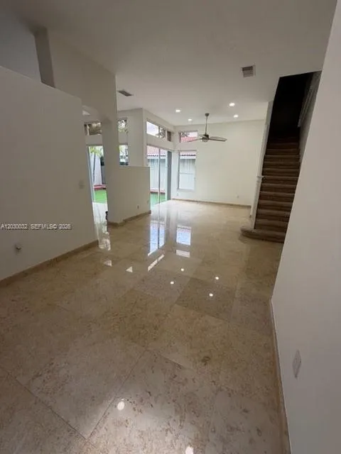1125 Satinleaf St, Hollywood FL 33019