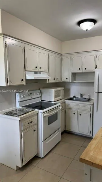 1150 Atlantic Shores Blvd # 508, Hallandale Beach FL 33009
