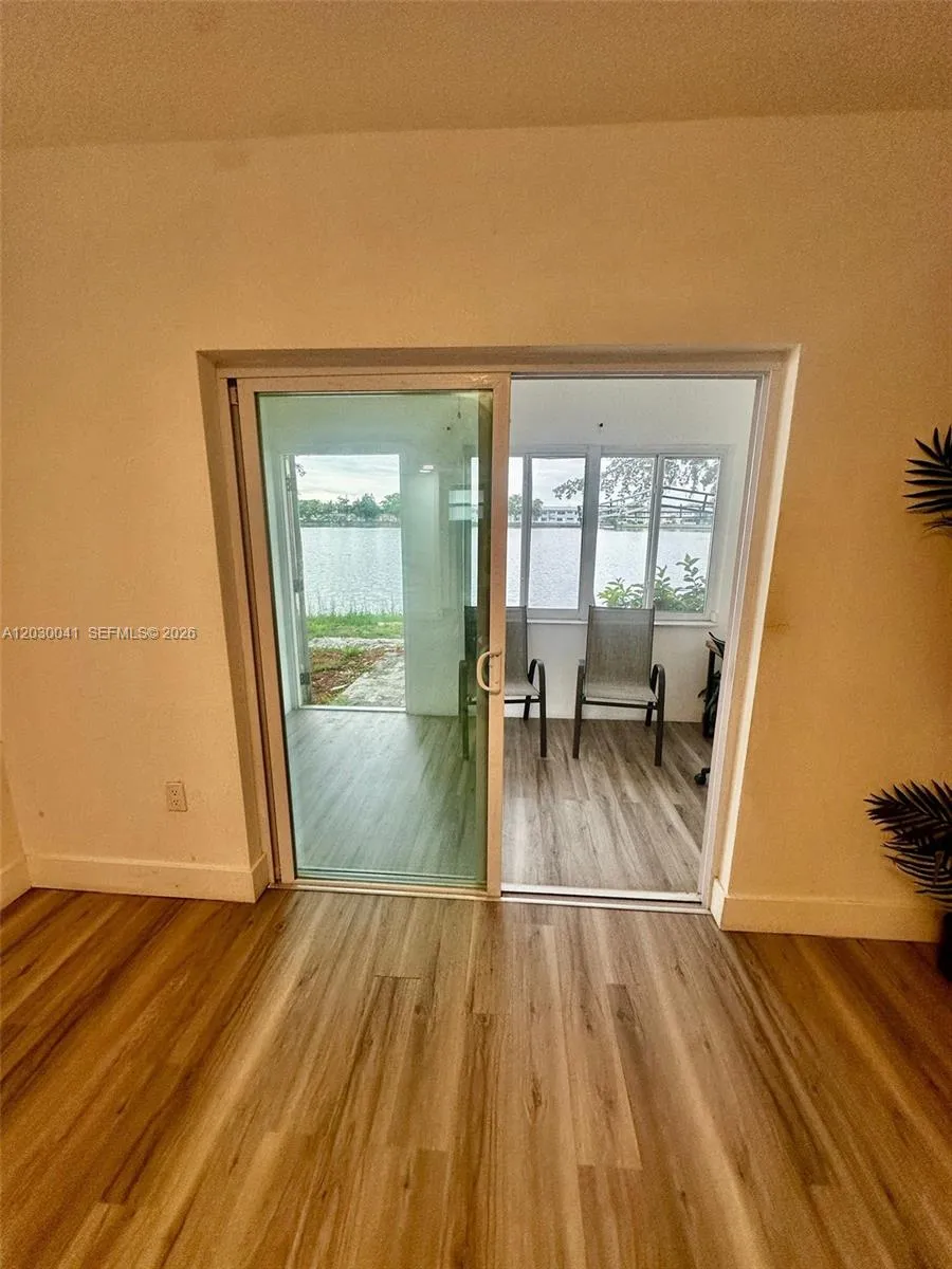 18900 NE 3rd Ct # 509, Miami FL 33179