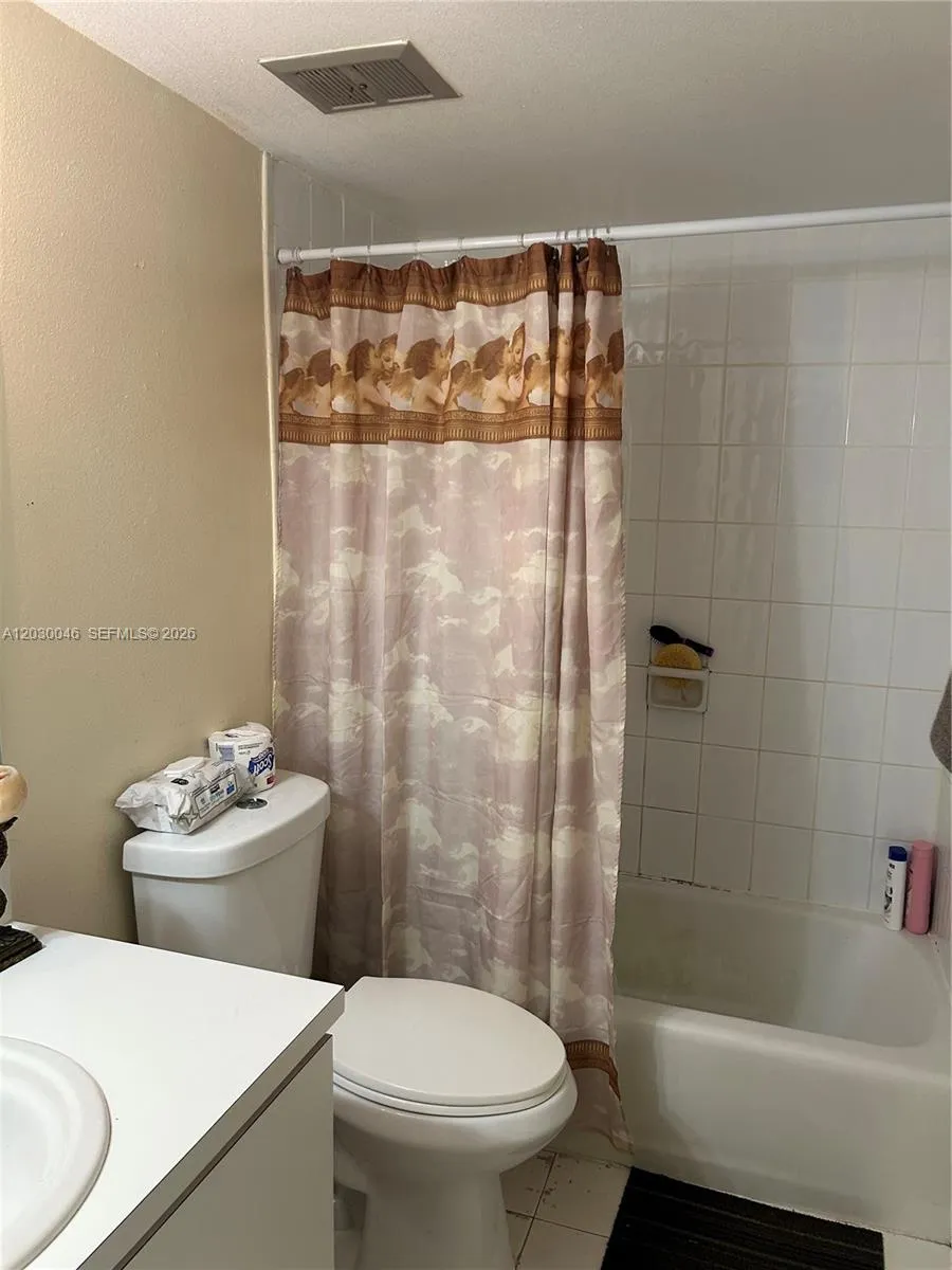 18051 NW 68th Ave # K104, Hialeah FL 33015