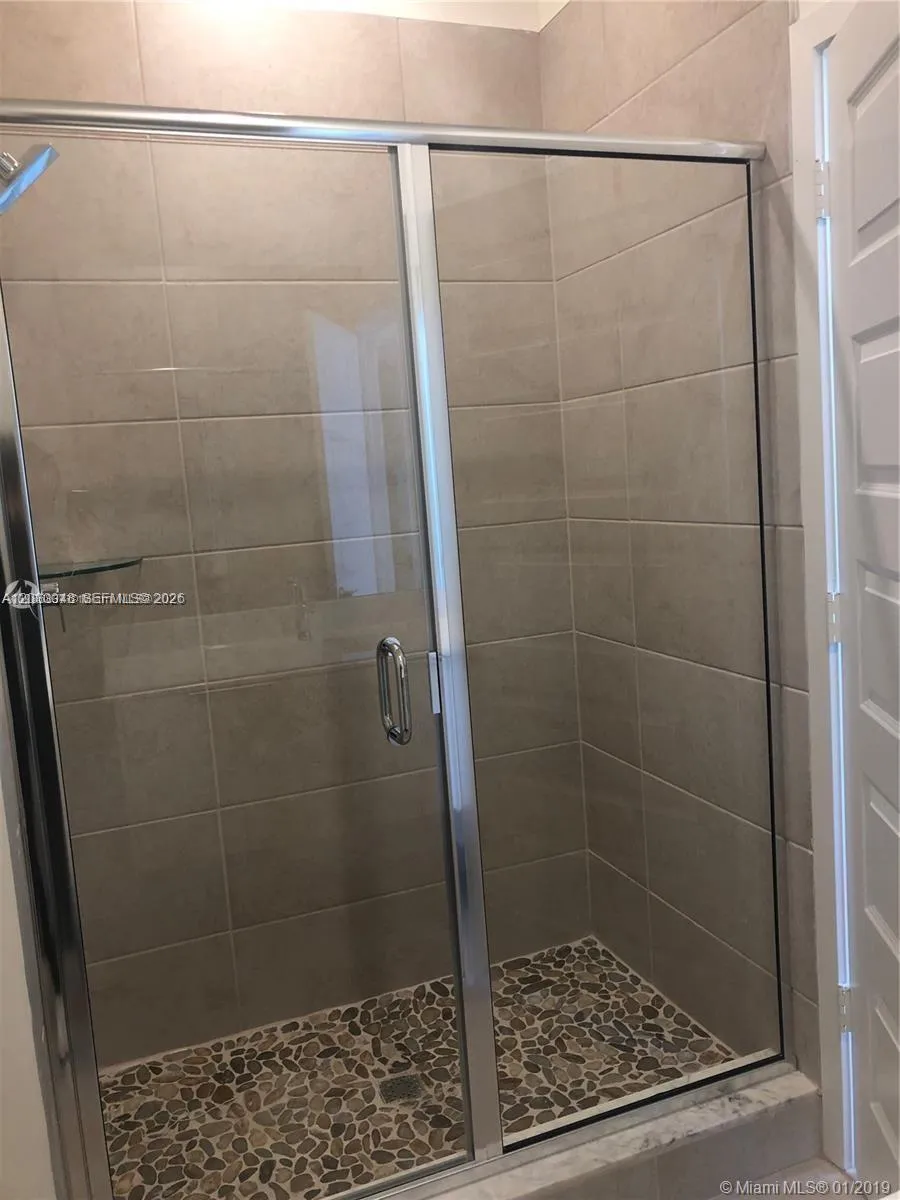 7825 NW 104 AVE # 34, Doral FL 33178