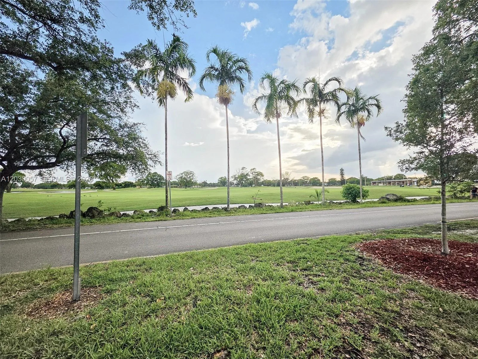 6235 Kendale Lakes Cir # 236, Miami FL 33183
