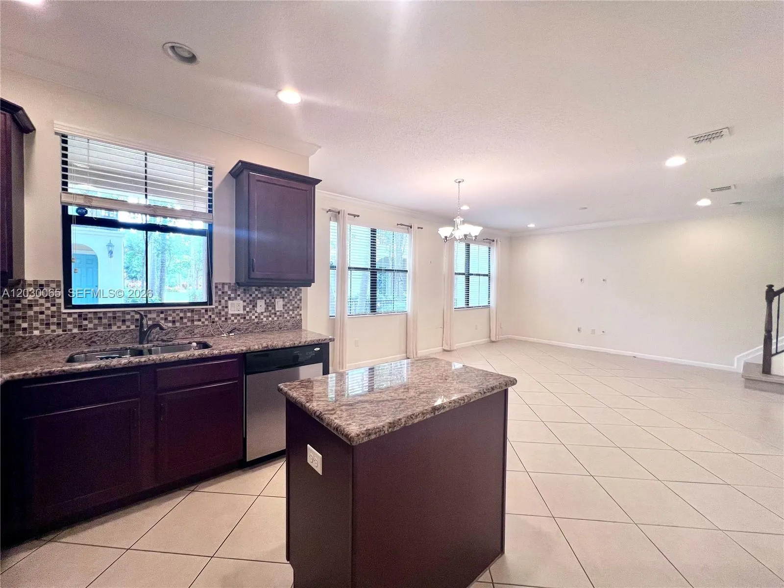 3381 NW 125th Ave, Sunrise FL 33323