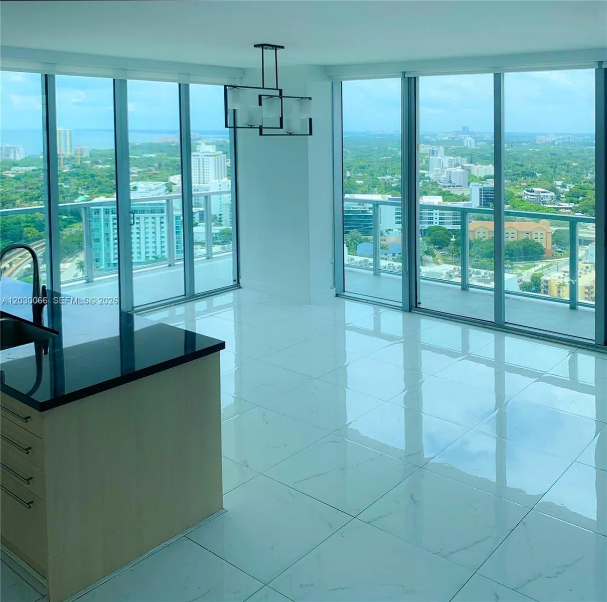 79 SW 12th St, Miami FL 33130