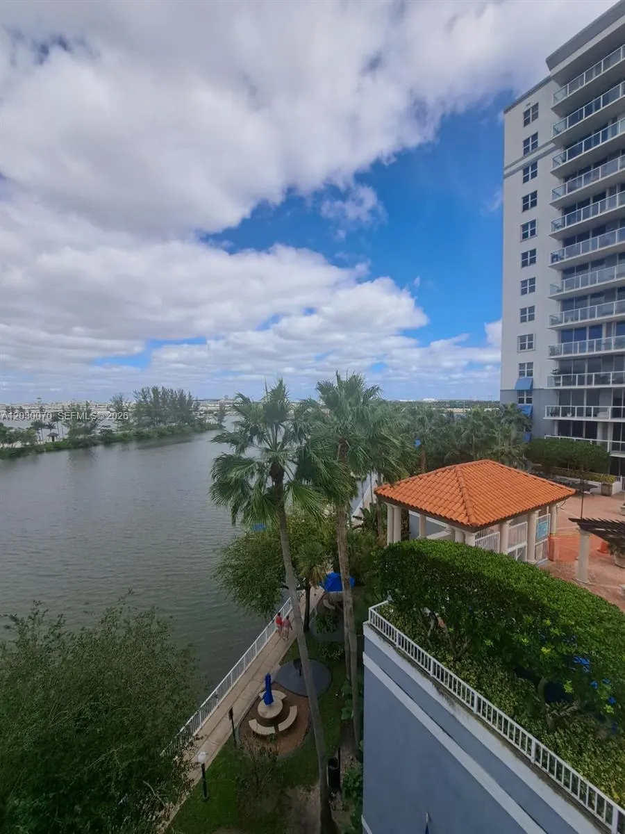 5085 NW 7th St # 602, Miami FL 33126