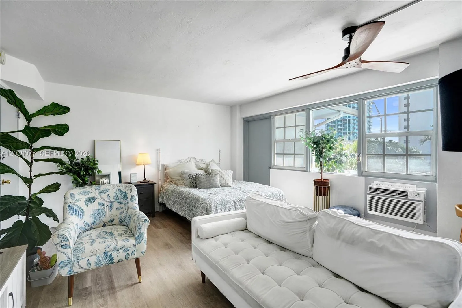 6484 Indian Creek Dr # 208, Miami Beach FL 33141