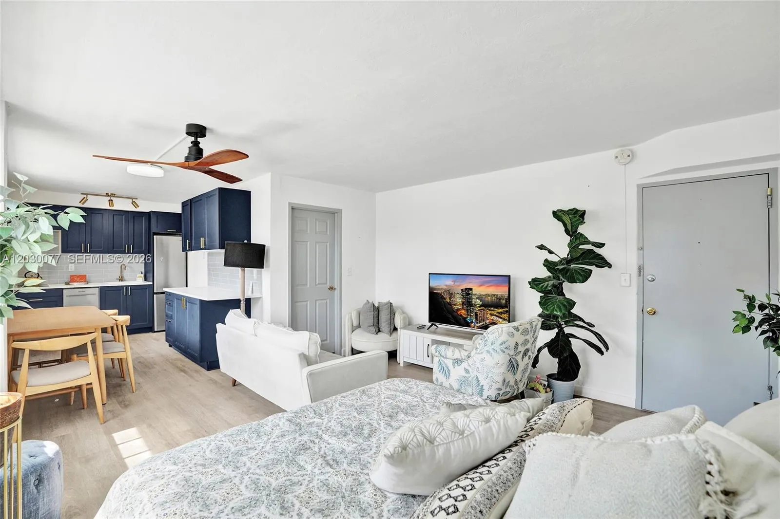 6484 Indian Creek Dr # 208, Miami Beach FL 33141