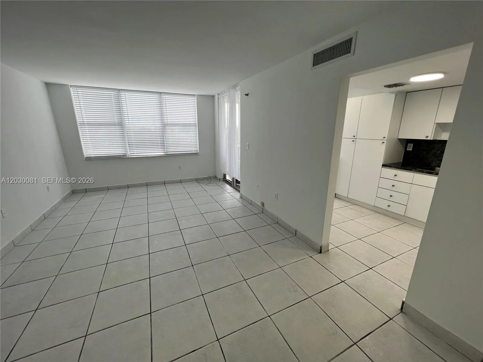 17890 W Dixie Hwy 502 Hwy # 502, North Miami Beach FL 33160