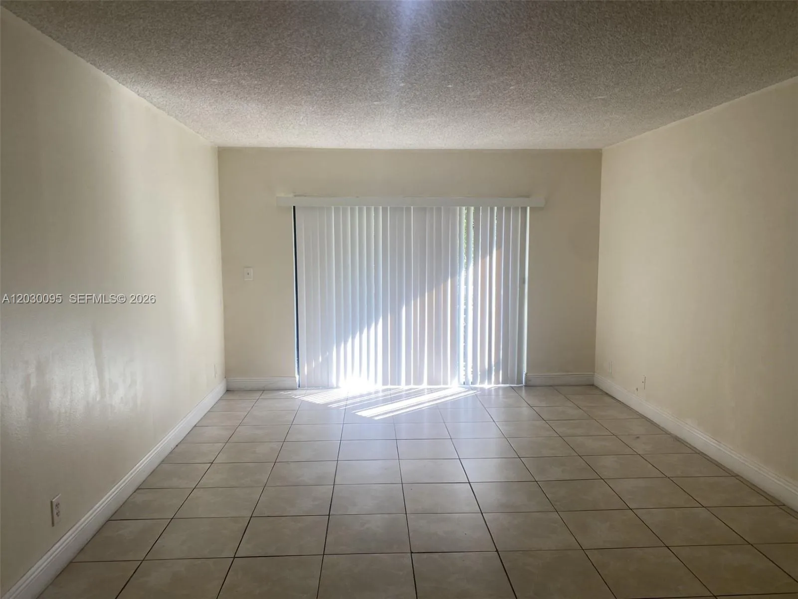 8290 Lake Dr # 433, Doral FL 33166