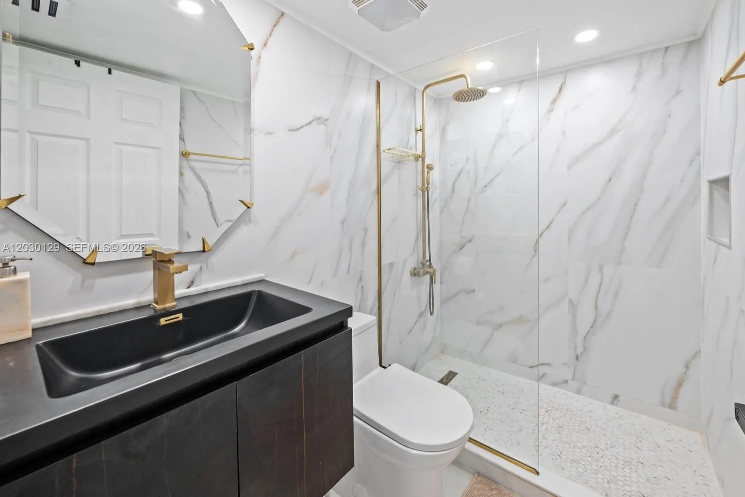 5239 SW 153rd Ave, Miami FL 33185
