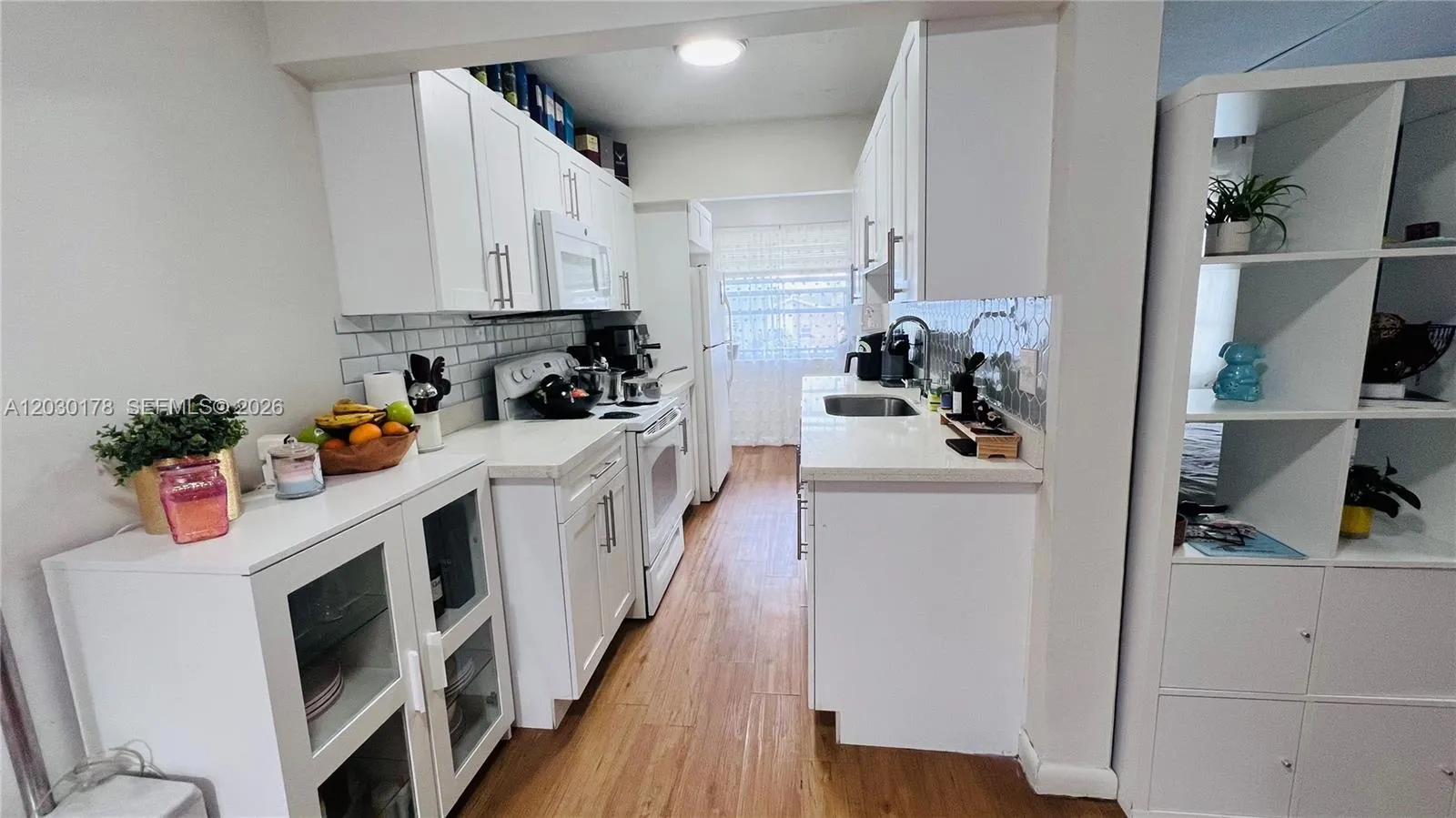 1100 NE 1st Ct # 213, Hallandale Beach FL 33009