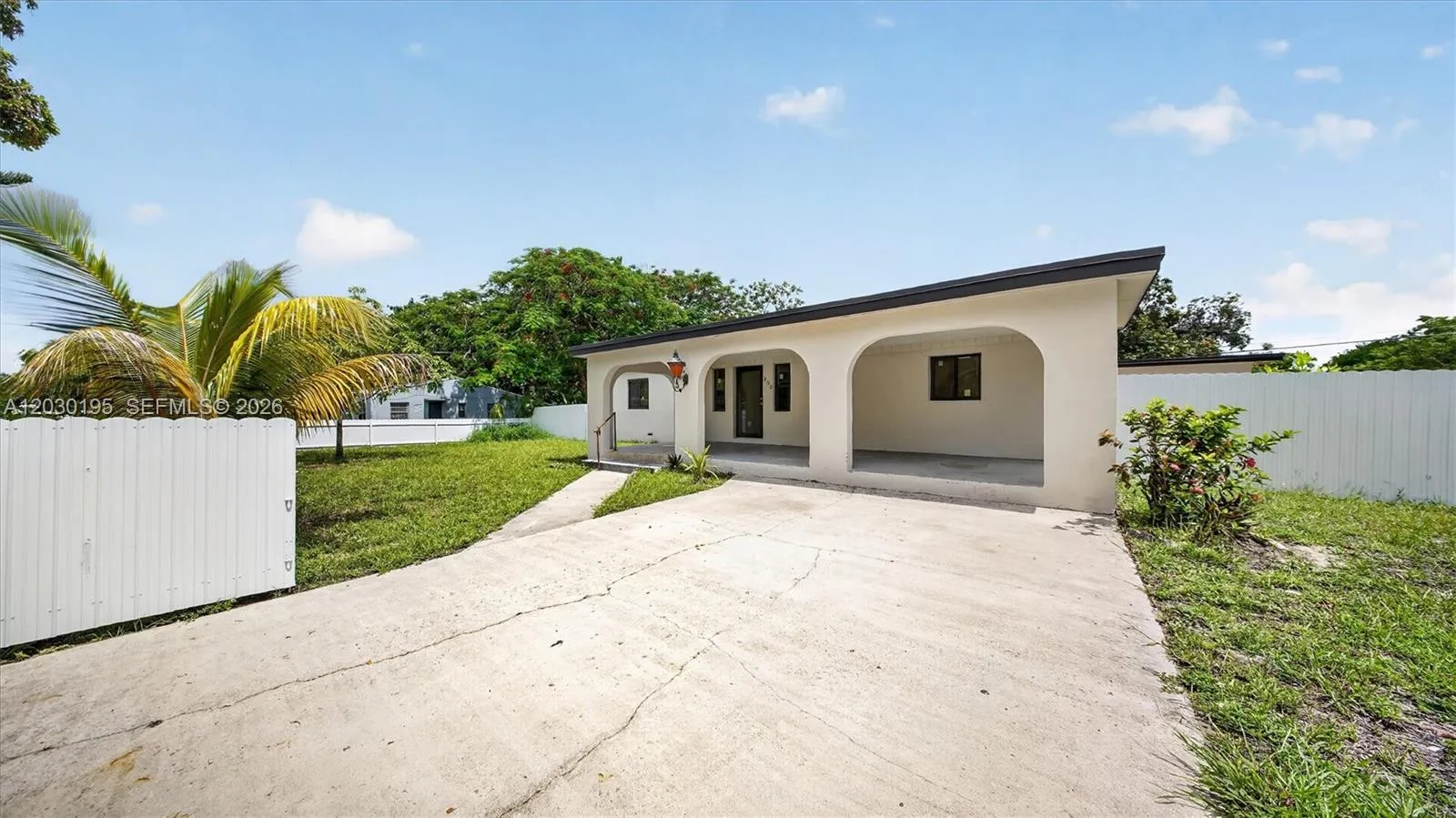 900 Superior St, Opa-Locka FL 33054