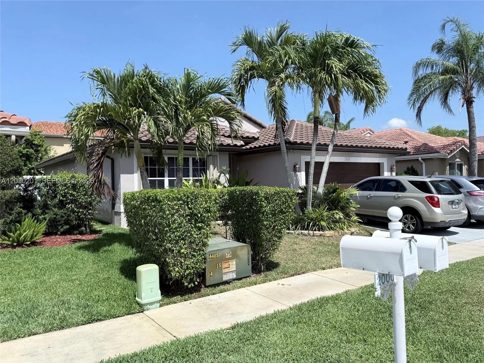 2010 NW 182nd Ter, Pembroke Pines FL 33029