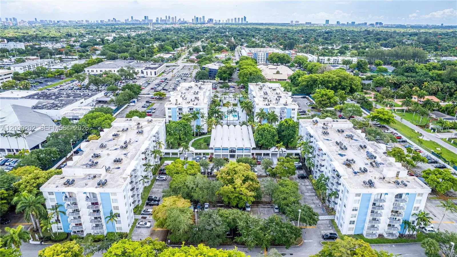 482 NW 165th St Rd # 201, Miami FL 33169