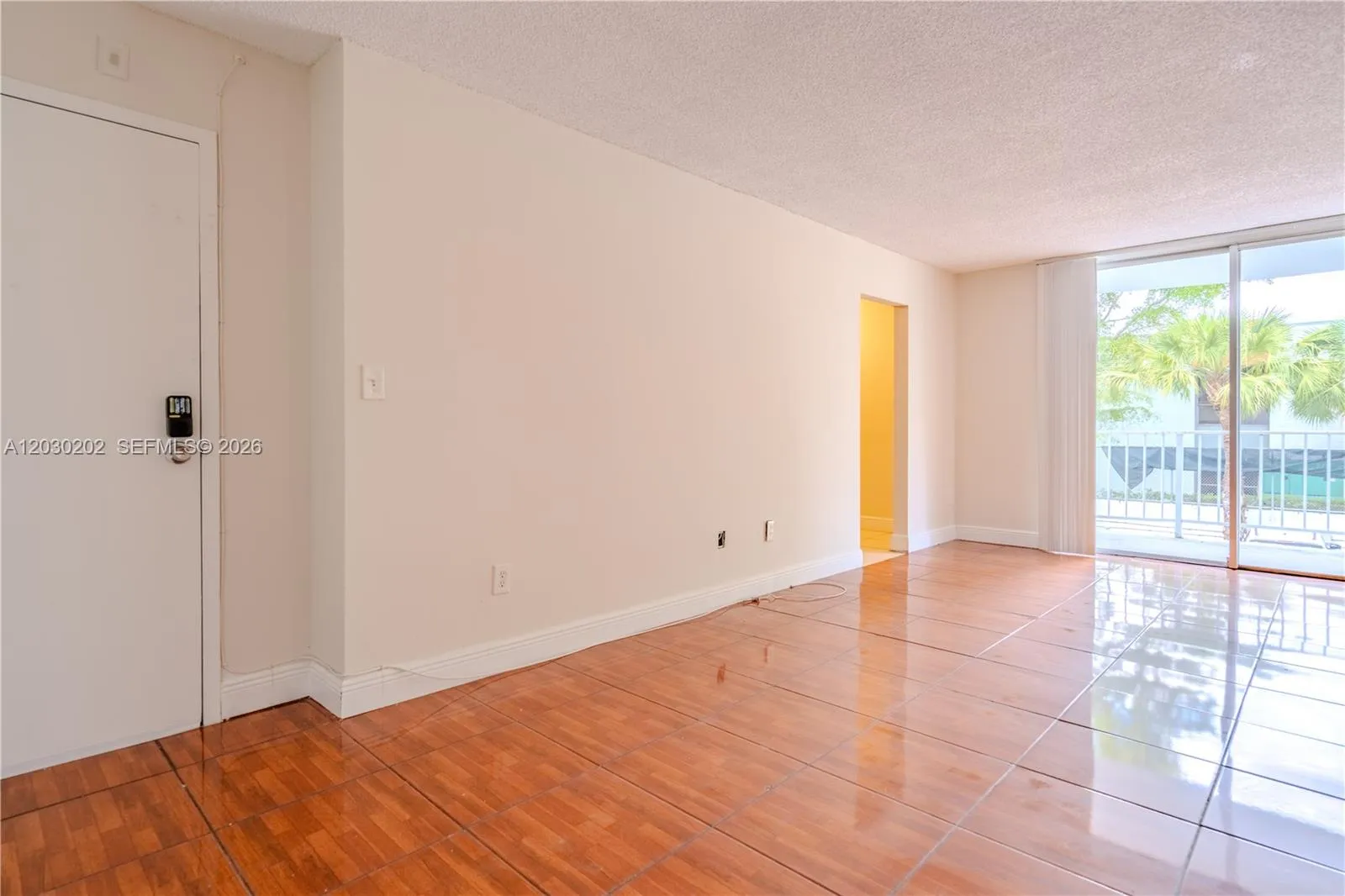 482 NW 165th St Rd # 201, Miami FL 33169