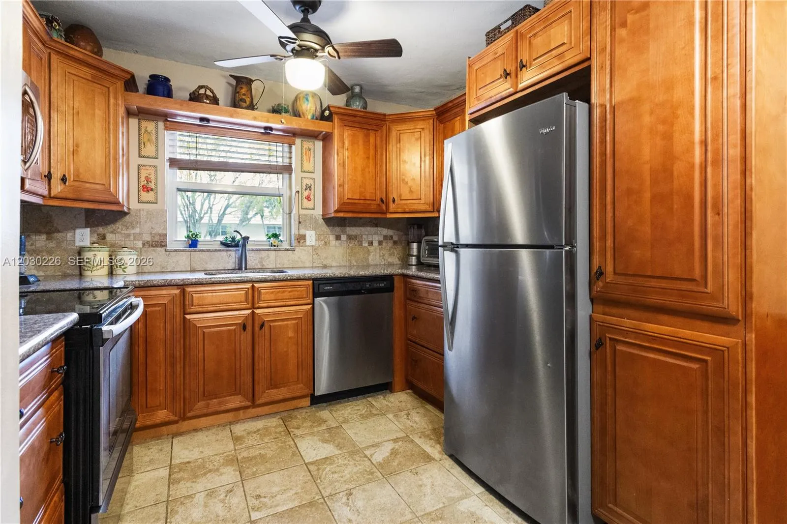 2 bedroom 2 bath Residential for sale at 1425 Arthur St # 205A, Hollywood FL 33020