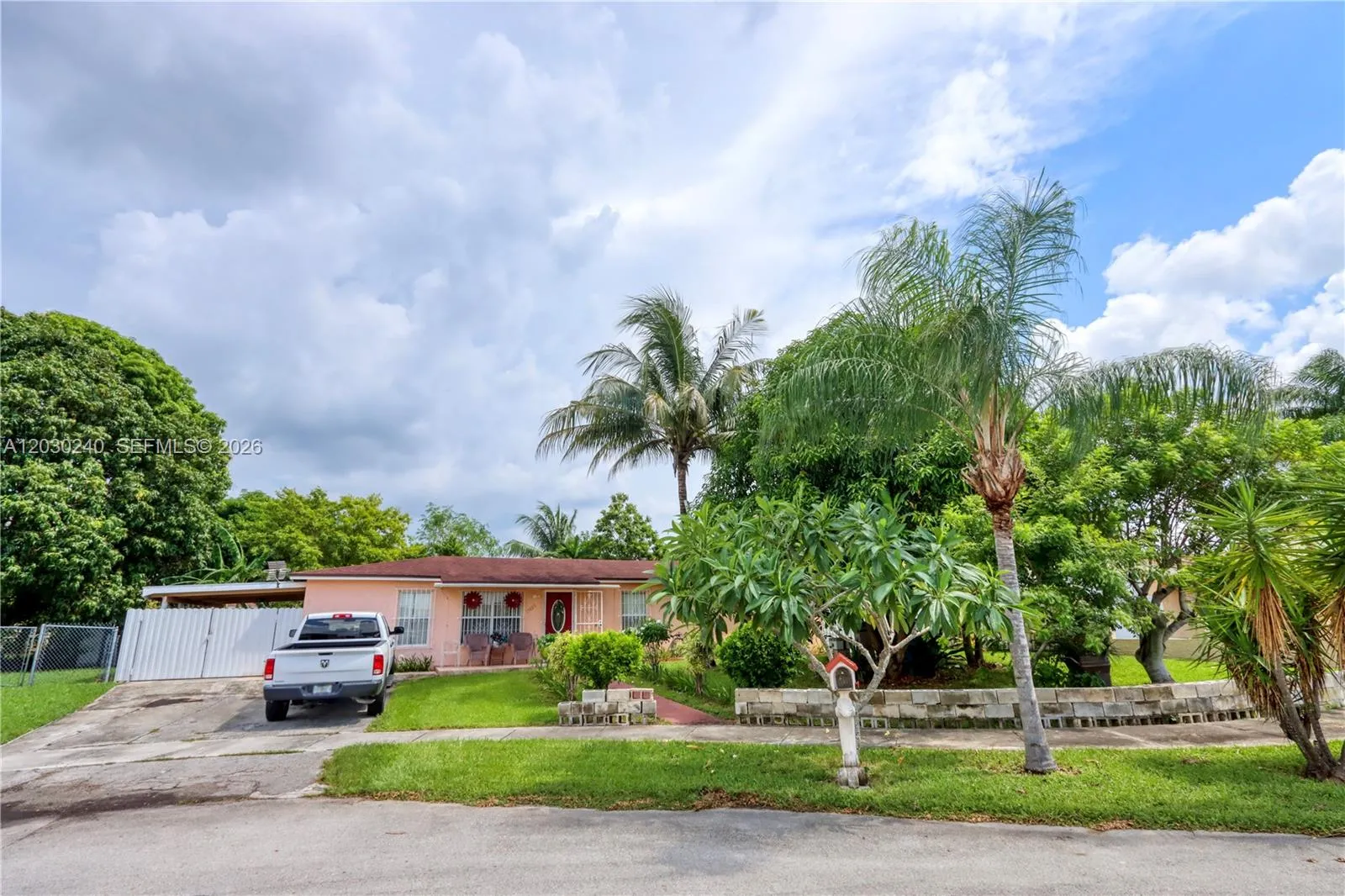 15825 SW 305th Ter, Homestead FL 33033