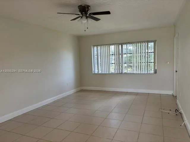 2815 NE 201st Ter # L220, Aventura FL 33180