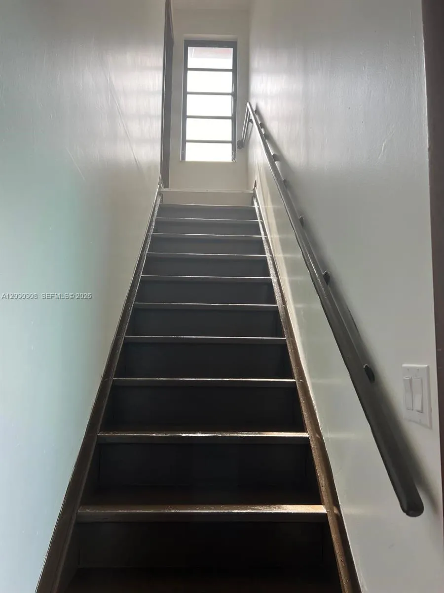321 SW 71st Ave # 2, Miami FL 33144