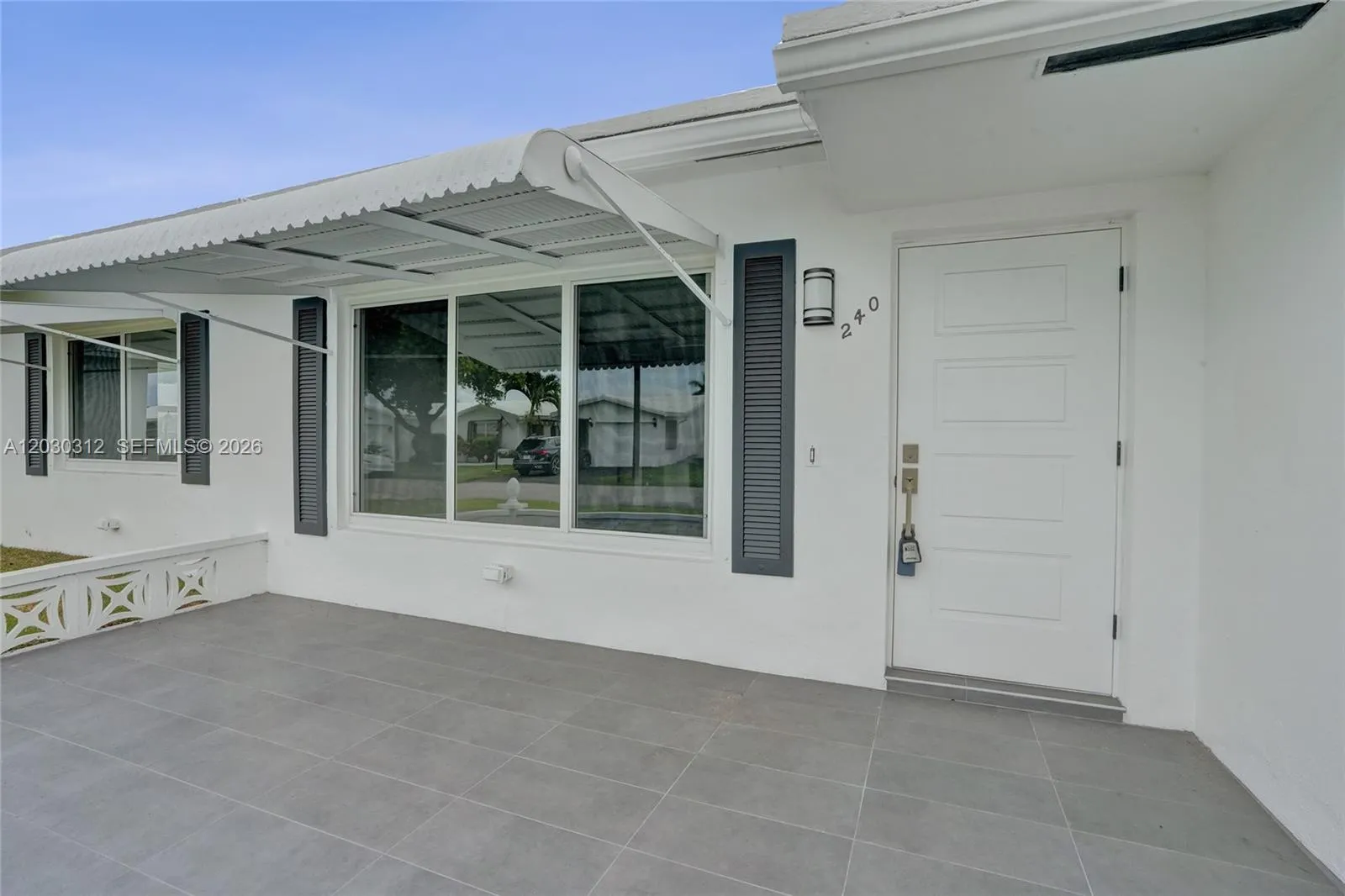240 NW 25th Ct, Pompano Beach FL 33064